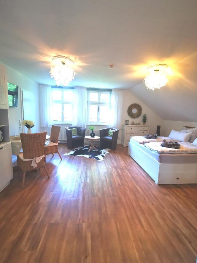 Sommerhaus Seidel - Mit Kostenlosem Parkplatz - シュトラールズント エクステリア 写真