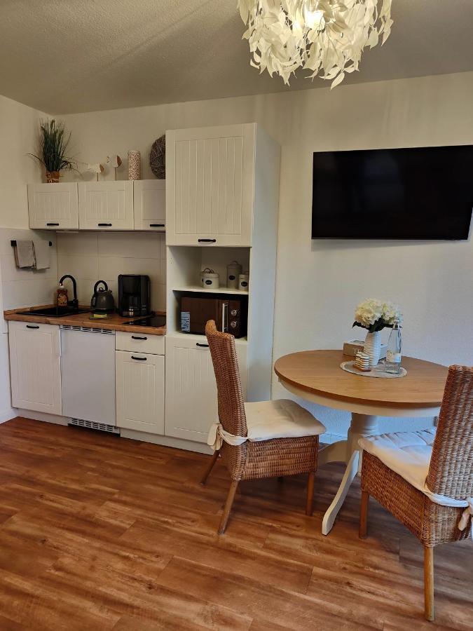 Sommerhaus Seidel - Mit Kostenlosem Parkplatz - シュトラールズント エクステリア 写真
